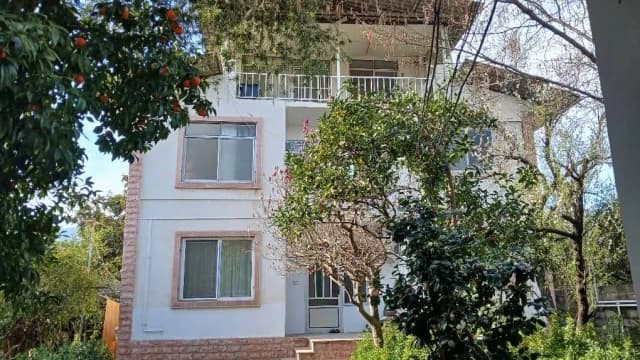 اجاره واحد تک خواب تراس دار