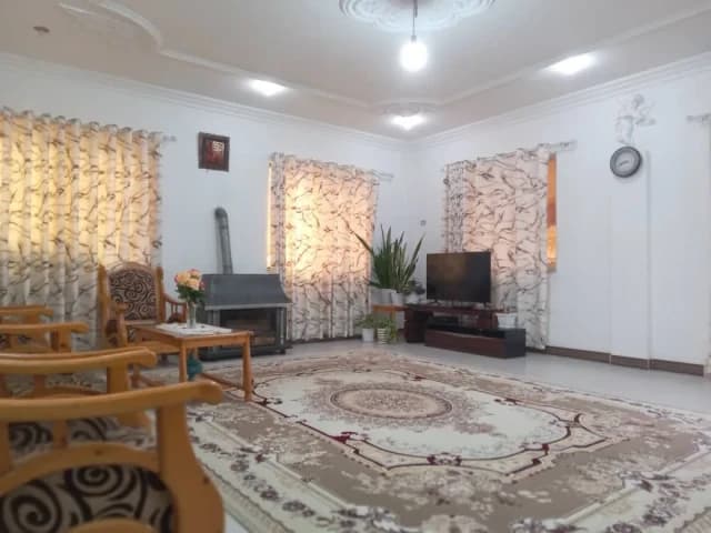 اجاره واحد دو خواب حیاط دار
